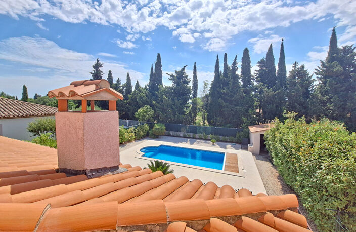 TOULOUGES SUPERBE VILLA 3 FACES AVEC PISCINE, GARAGE ET JARDIN — photo 4