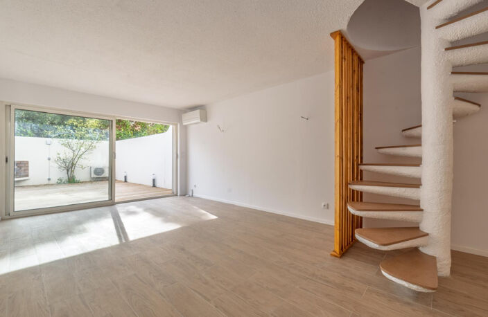 Maison Balaruc Les Bains 4 pièce(s) 73.57 m2 avec jardin et sans travaux — photo 2