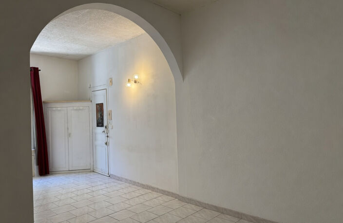 Appartement traversant à Sète 2 pièce(s) 38 m2 centre ville. — photo 2