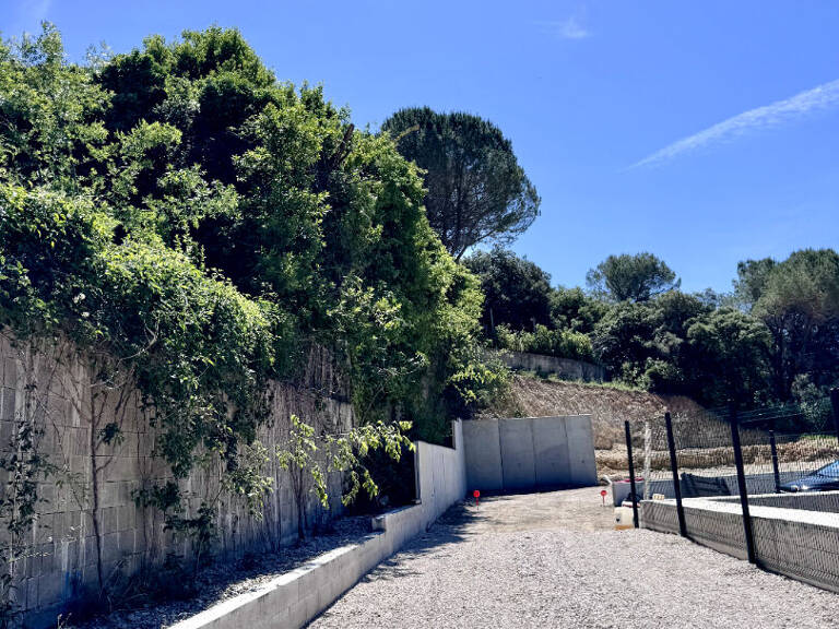 Terrain Constructible de 2100 m2 avec Permis déposé  pour une villa de 250 m2 — photo 1