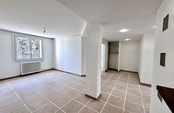APPARTEMENT 65 M2 avec balcon  + Cave à Sète — photo 2