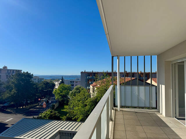 Appartement  T4 Terrasse - Ascenseur Sète 4 pièce(s) 77.31 m2 — photo du bien