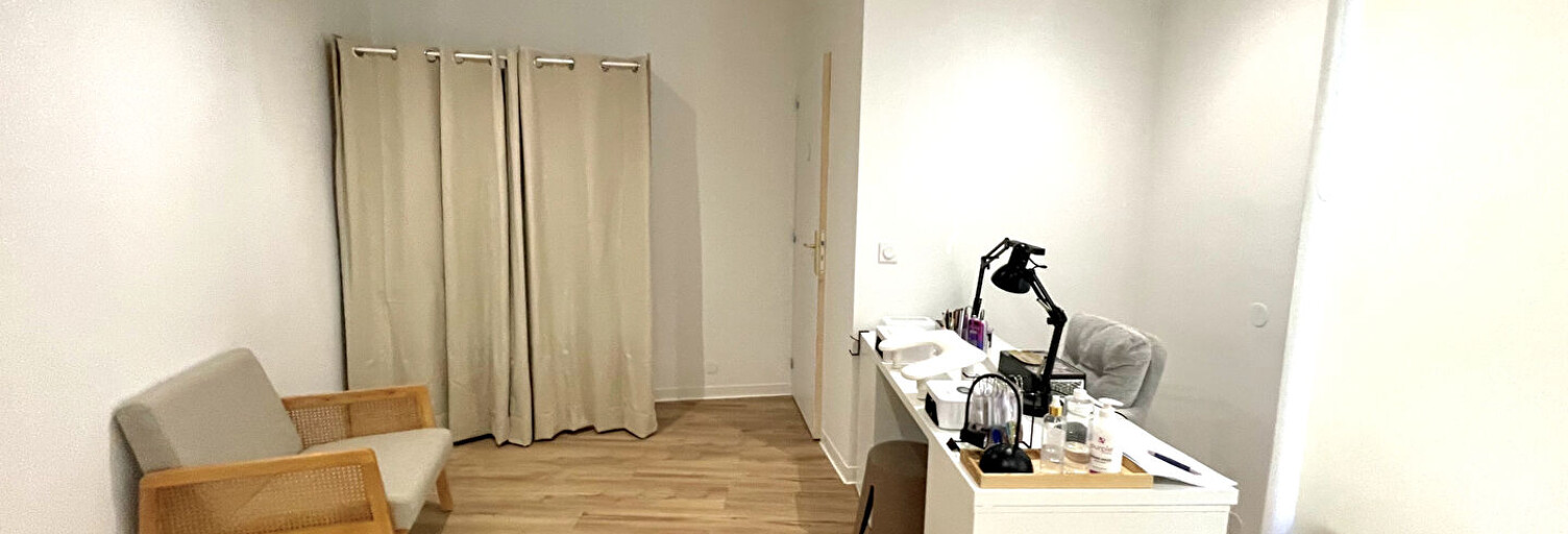 Commerce  28 m² à louer à Frontignan (34110)