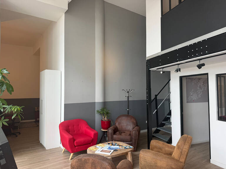 Droit au bail - Local de 140 m² proche centre ville Sète sur axe très passant — photo 1