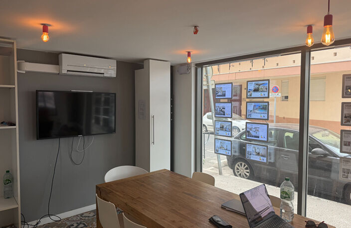 Droit au bail - Local de 140 m² proche centre ville Sète sur axe très passant — photo 2