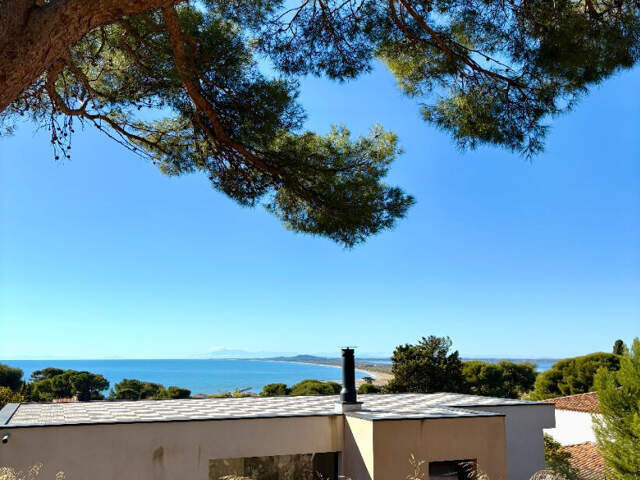 Sète côté SUD sur le mont Saint Clair  avec vue Mer, Lido et Etang — photo du bien