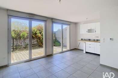 Appartement 4 pièces 917 €