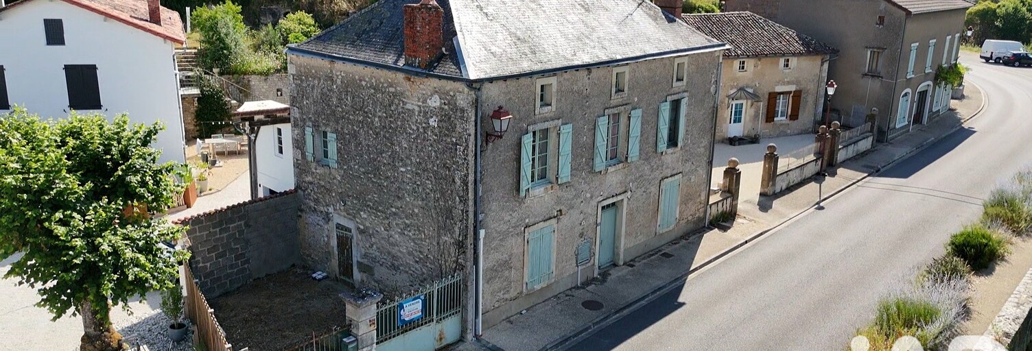 Maison 5 Pièces 148 m² à vendre à Charroux (86250)