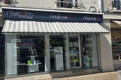 Commerce  200000 €