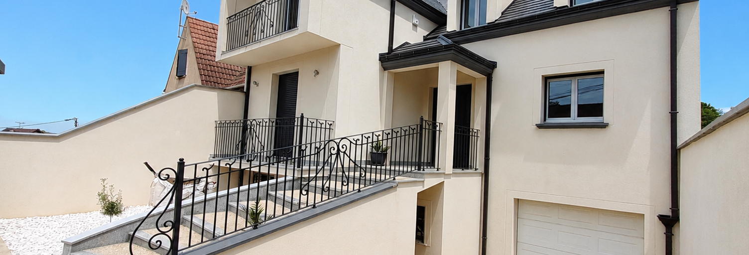 Maison 9 Pièces 214 m² à vendre à Claye-Souilly (77410)