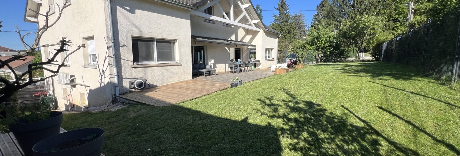 Maison 7 Pièces 240 m² à vendre à Montferrand-le-Château (25320)