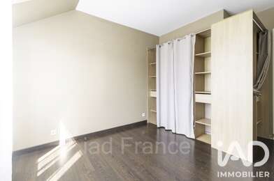 Appartement 3 pièces 144000 €