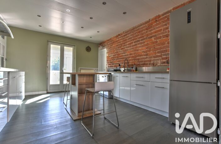 Vente Maison de ville 7 pièces — photo 2