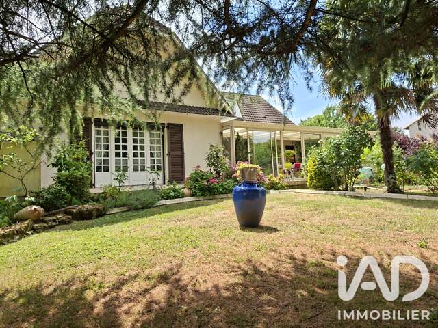 Vente Maison traditionnelle 9 pièces — photo du bien