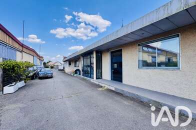 Commerce  229800 €