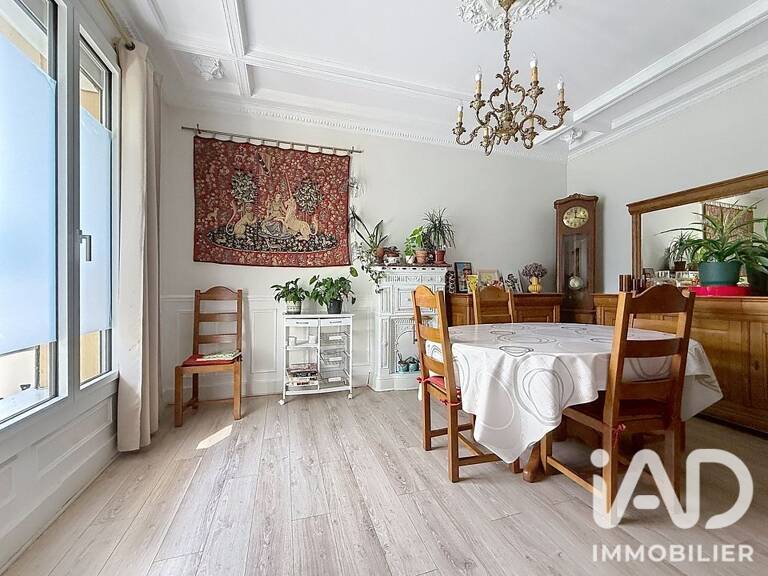 Vente Maison/villa 8 pièces — photo 1