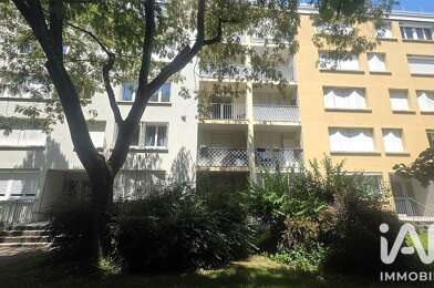 Appartement 4 pièces 180000 €