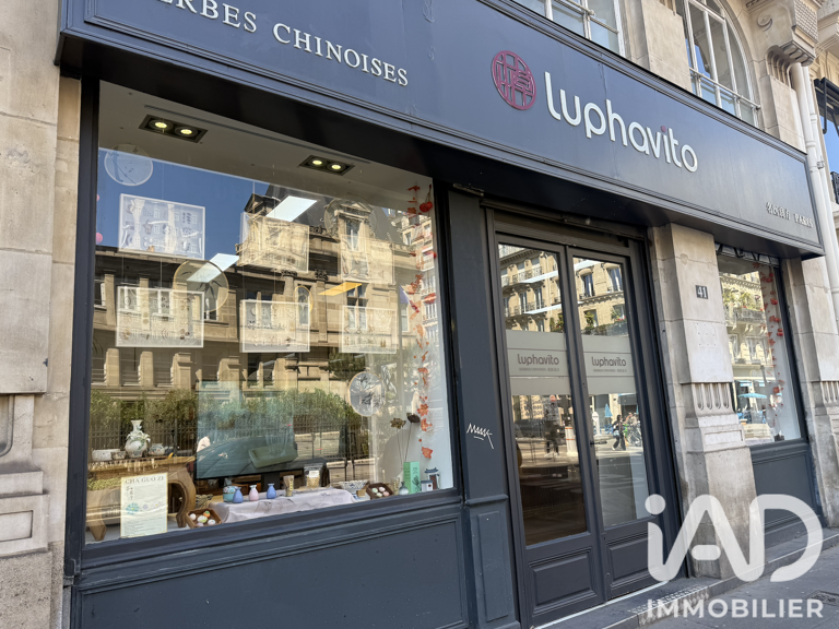 Vente Local commercial 140 m&sup2; — photo 1