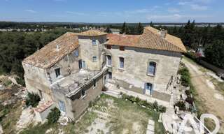 Maison 9 Pièces 600 m² à vendre à Saint-Gilles (30800)