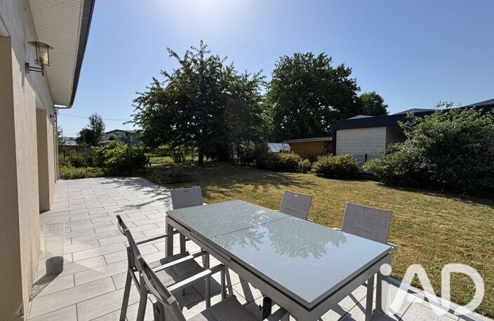 Vente Maison/villa 6 pièces — photo 2