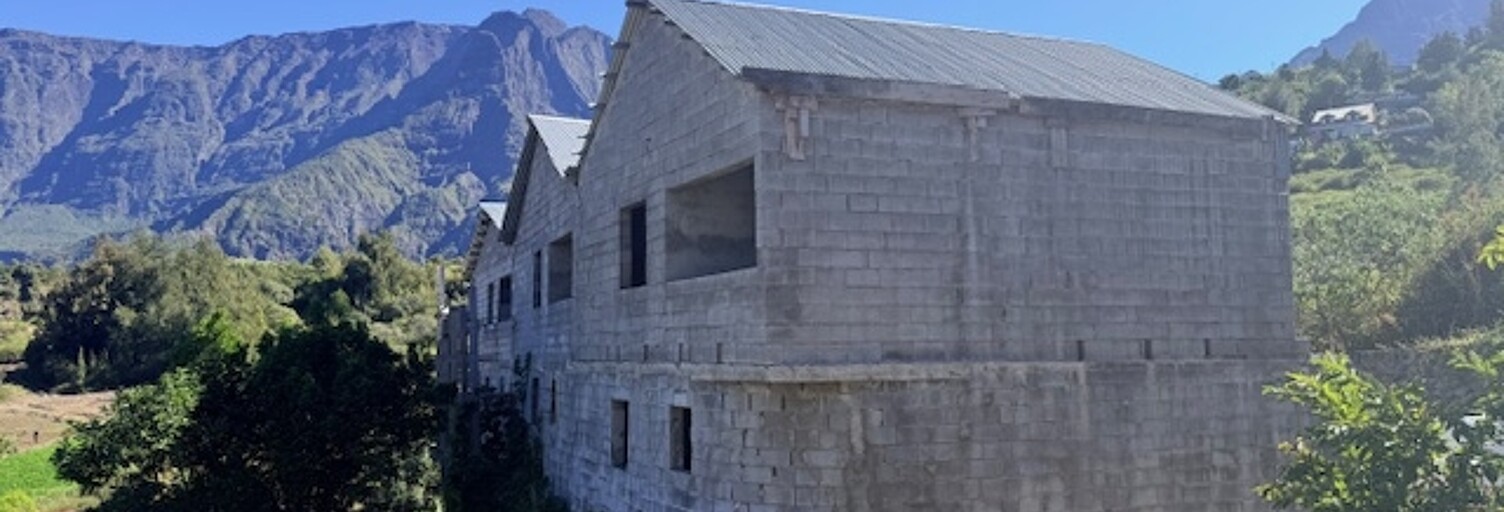 Immeuble  180 m² à vendre à Cilaos (97413)