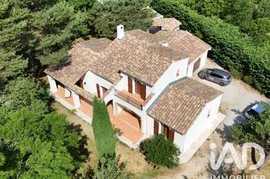 Maison 5 pièces 598000 €