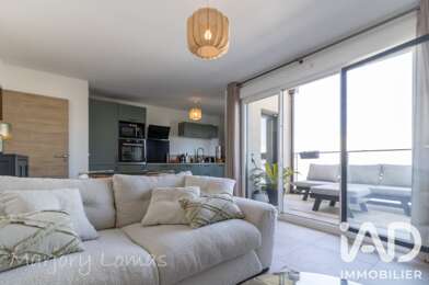Appartement 3 pièces 255000 €