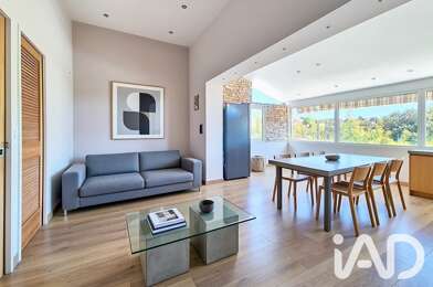 Appartement 4 pièces 270000 €