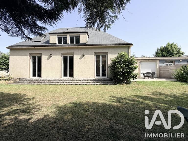 Vente Maison/villa 8 pièces — photo 1