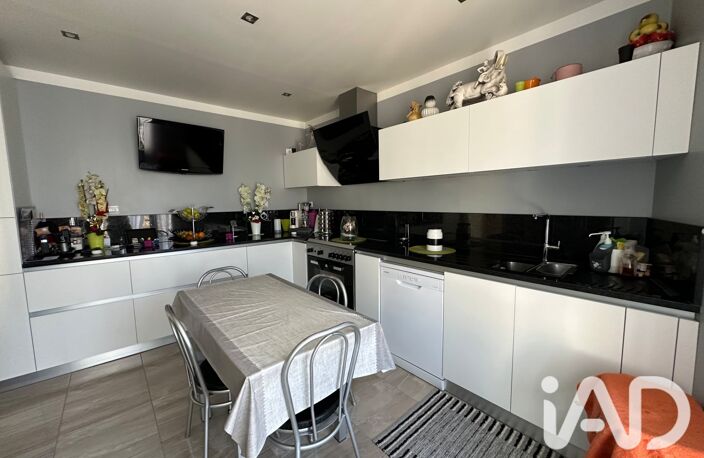 Vente Maison de ville 4 pièces — photo 2