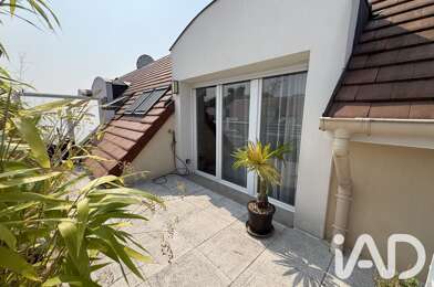 Appartement 4 pièces 240000 €