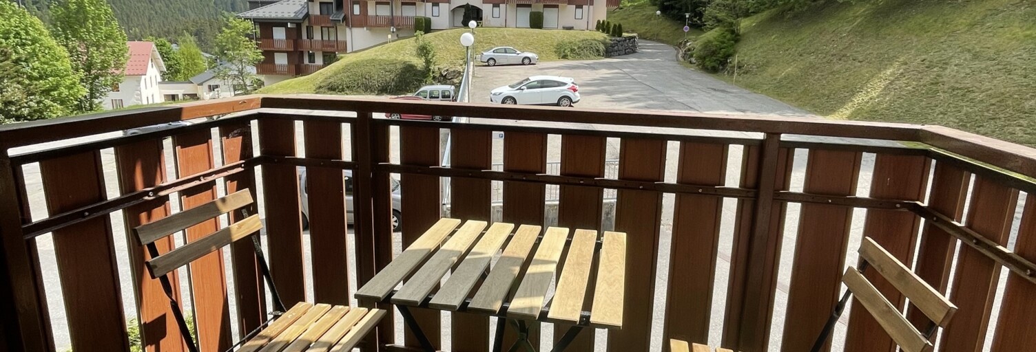 Appartement 1 Pièce 21 m² à vendre à Mijoux (01170)