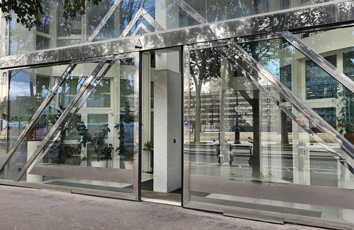 Vente Garage 12 m&sup2; — photo 3
