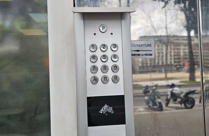 Vente Garage 12 m&sup2; — photo 4