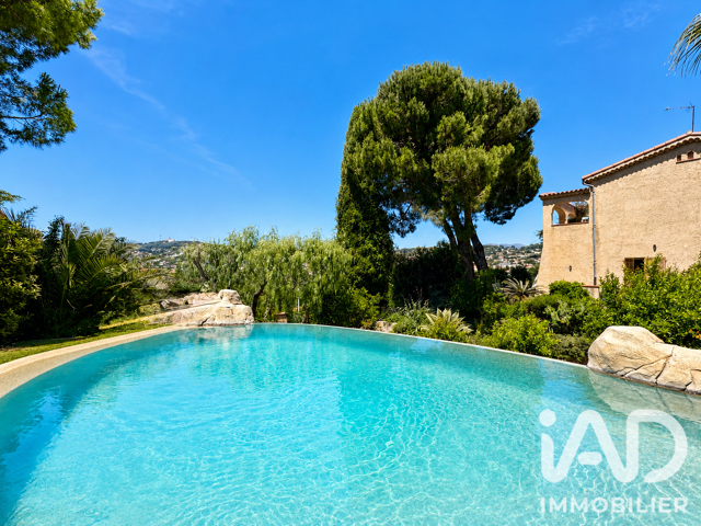 Vente Maison/villa 8 pièces — photo du bien