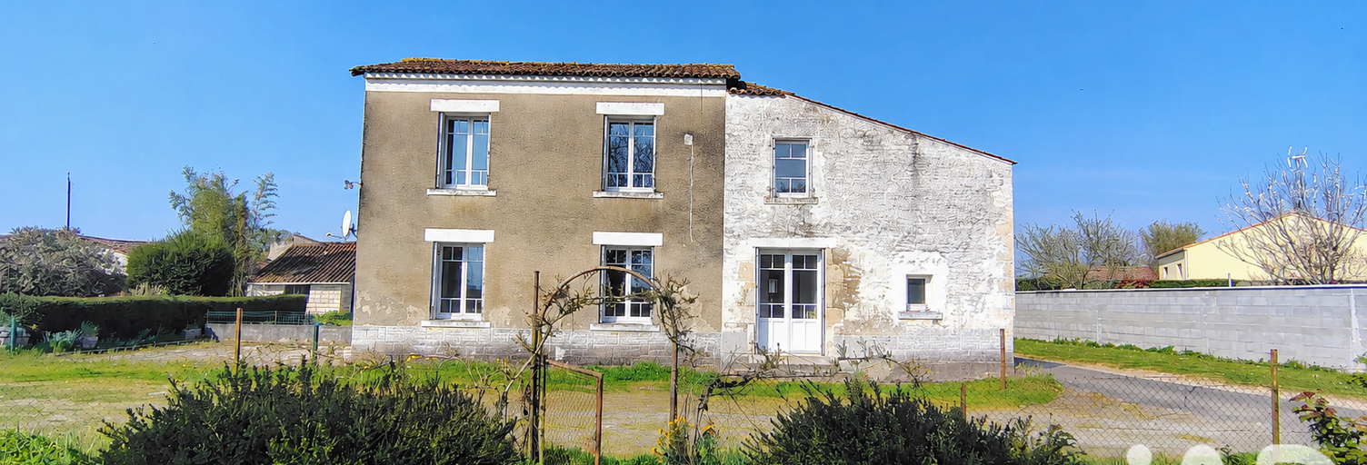 Maison 5 Pièces 101 m² à vendre à Fontenay-le-Comte (85200)