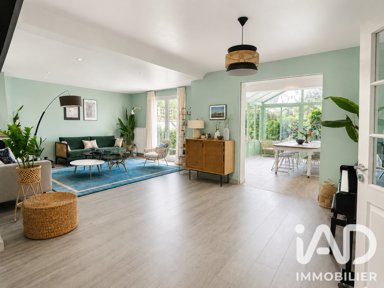 Vente Maison/villa 8 pièces — photo 1