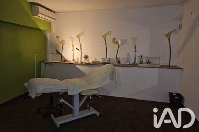 Commerce  23000 €
