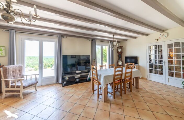 Traditionnelle de 6 pièces principales — photo 3