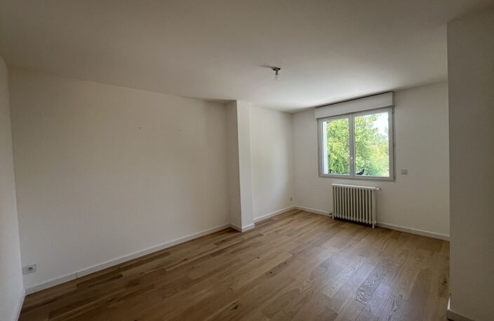Maison de ville de 5 pièces principales — photo 5