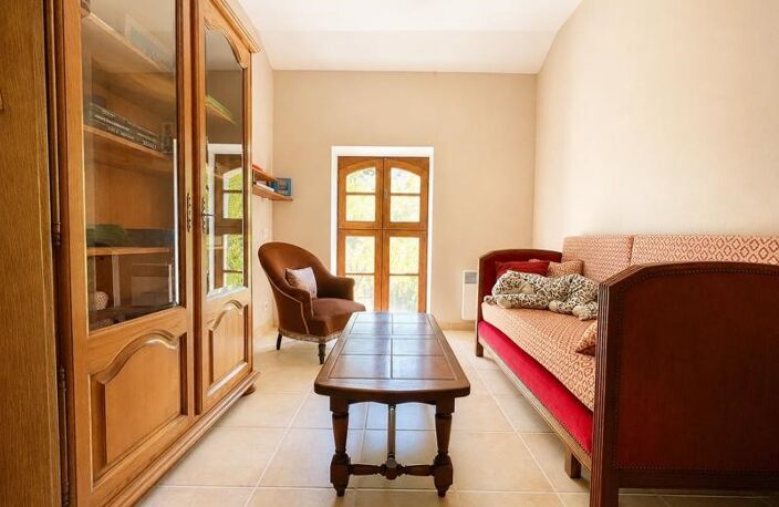 Maison en pierre de 8 pièces principales — photo 5