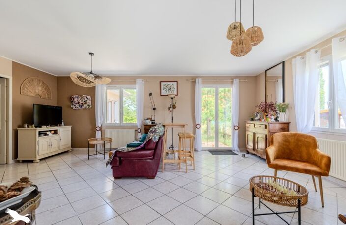 Contemporaine de 6 pièces principales — photo 3
