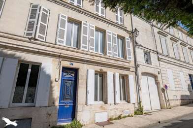 Immeuble  328290 €