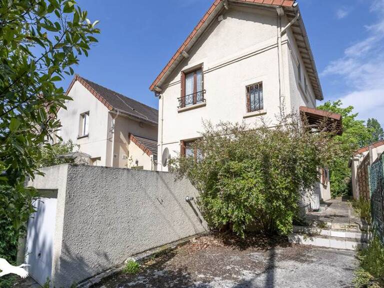 Maison de bourg de 6 pièces principales — photo 1