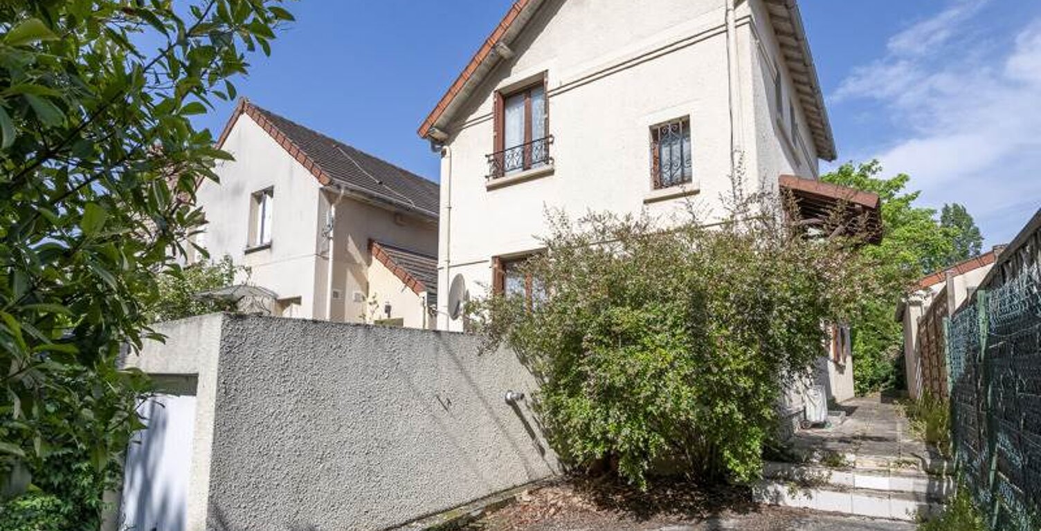 Maison de bourg de 6 pièces principales — photo 1