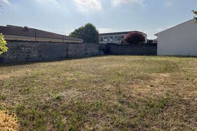 Terrain  61600 €