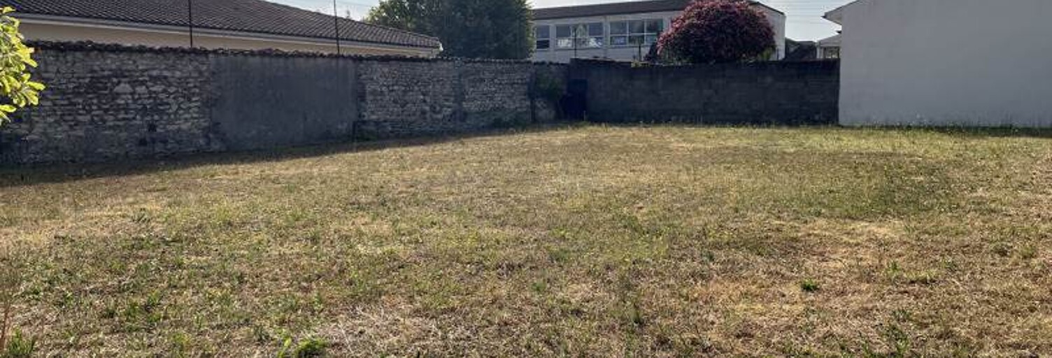 Terrain  645 m² à vendre à Cognac (16100)