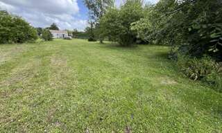 Terrain  1000 m² à vendre à Mirambeau (17150)