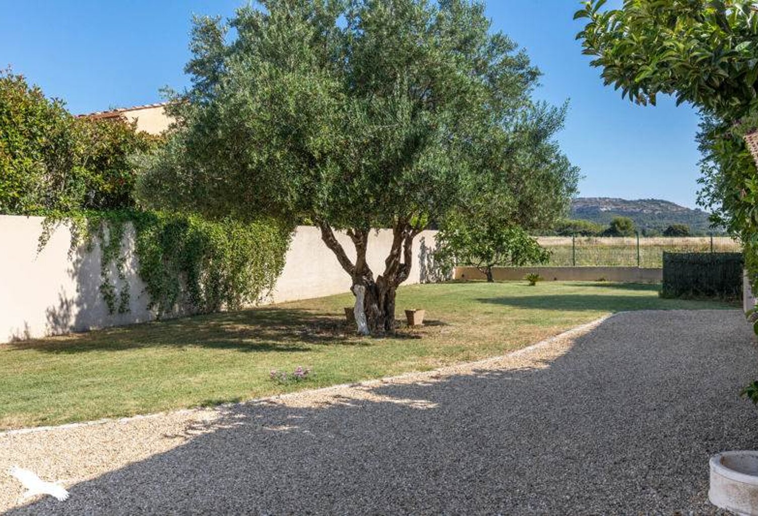 Villa de 6 pièces principales — photo 1