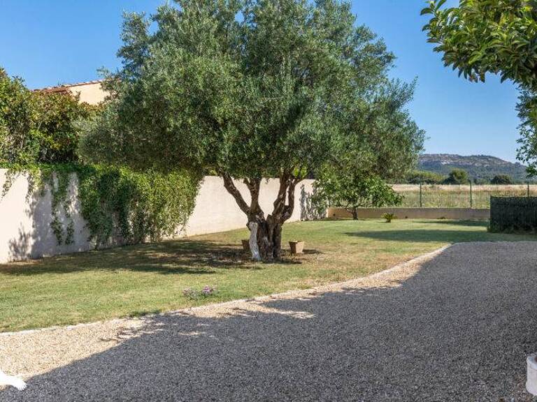 Villa de 6 pièces principales — photo 1